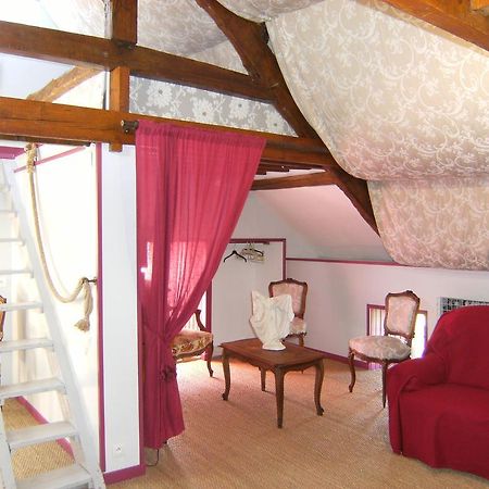 Le Relais Du Mont Chauve Bed and Breakfast Caumont-Sur-Aure Eksteriør billede