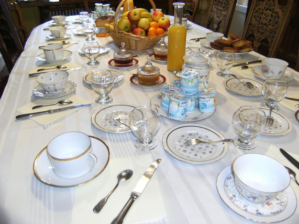 Le Relais Du Mont Chauve Bed and Breakfast Caumont-Sur-Aure Eksteriør billede