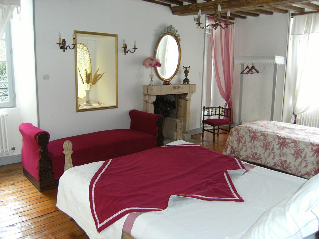 Le Relais Du Mont Chauve Bed and Breakfast Caumont-Sur-Aure Værelse billede