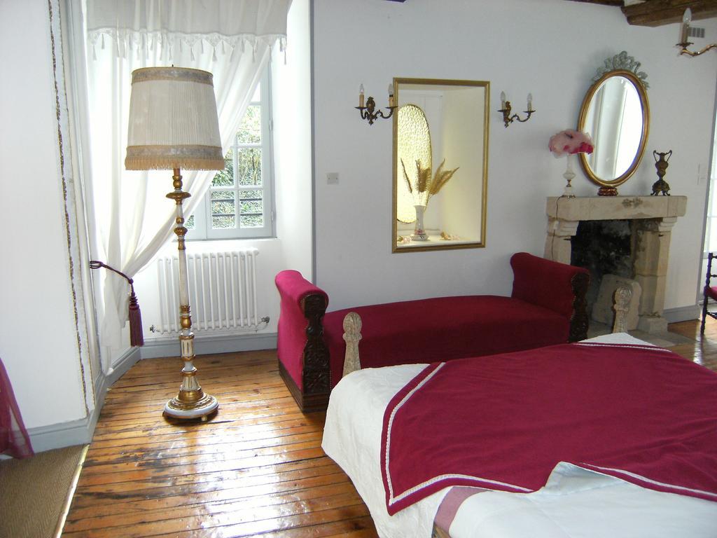 Le Relais Du Mont Chauve Bed and Breakfast Caumont-Sur-Aure Værelse billede