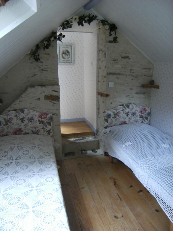 Le Relais Du Mont Chauve Bed and Breakfast Caumont-Sur-Aure Eksteriør billede